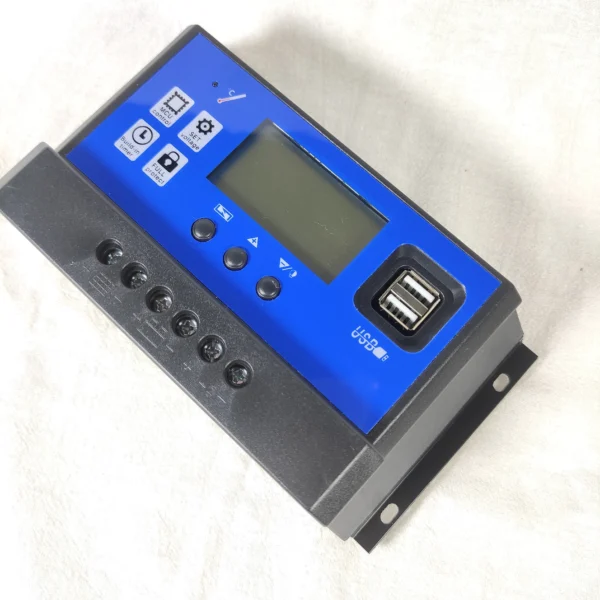 40A Off-Grid Solar Controller by Congsin | LCD Display + USB Outputs for Cabin, Marine, and RV Use - Image 3